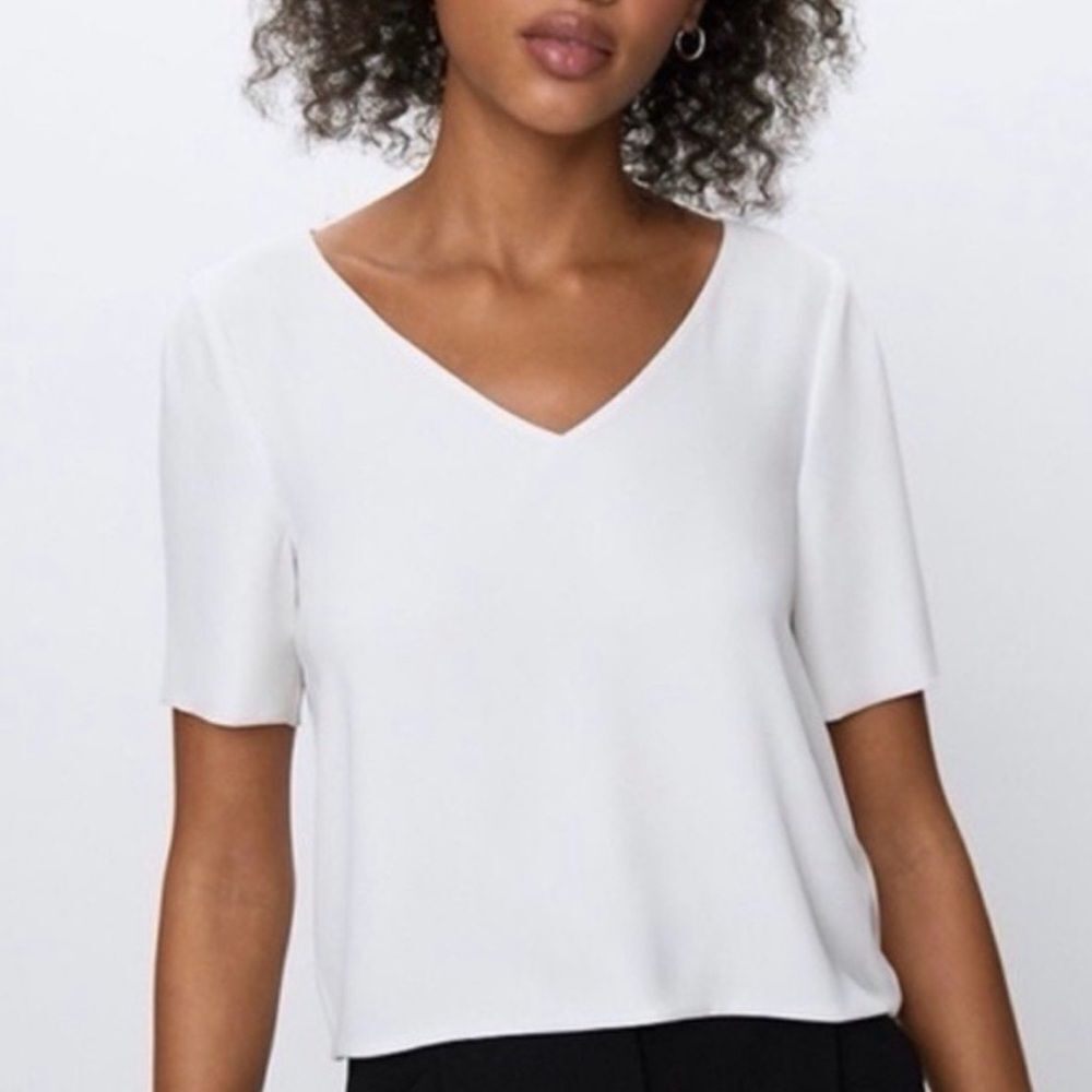 Babaton Classic White Short Sleeve Top Wz XXS